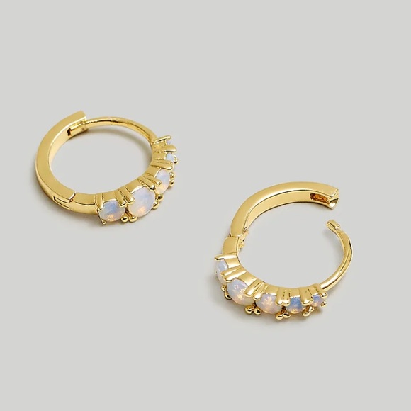Madewell Jewelry - Stone Huggie Hoop Earrings
 COLOR: MOONSTONE
Moonstone